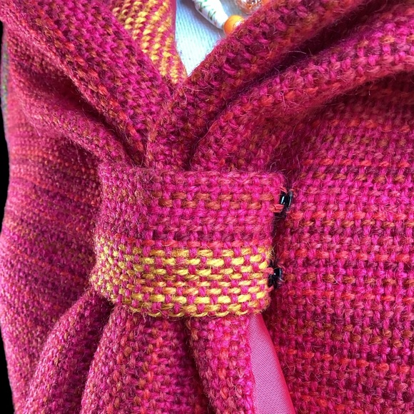 Vintage 1960’s Wool Tweed Magenta Sleeveless Dress. B31 - Picture 10 of 16